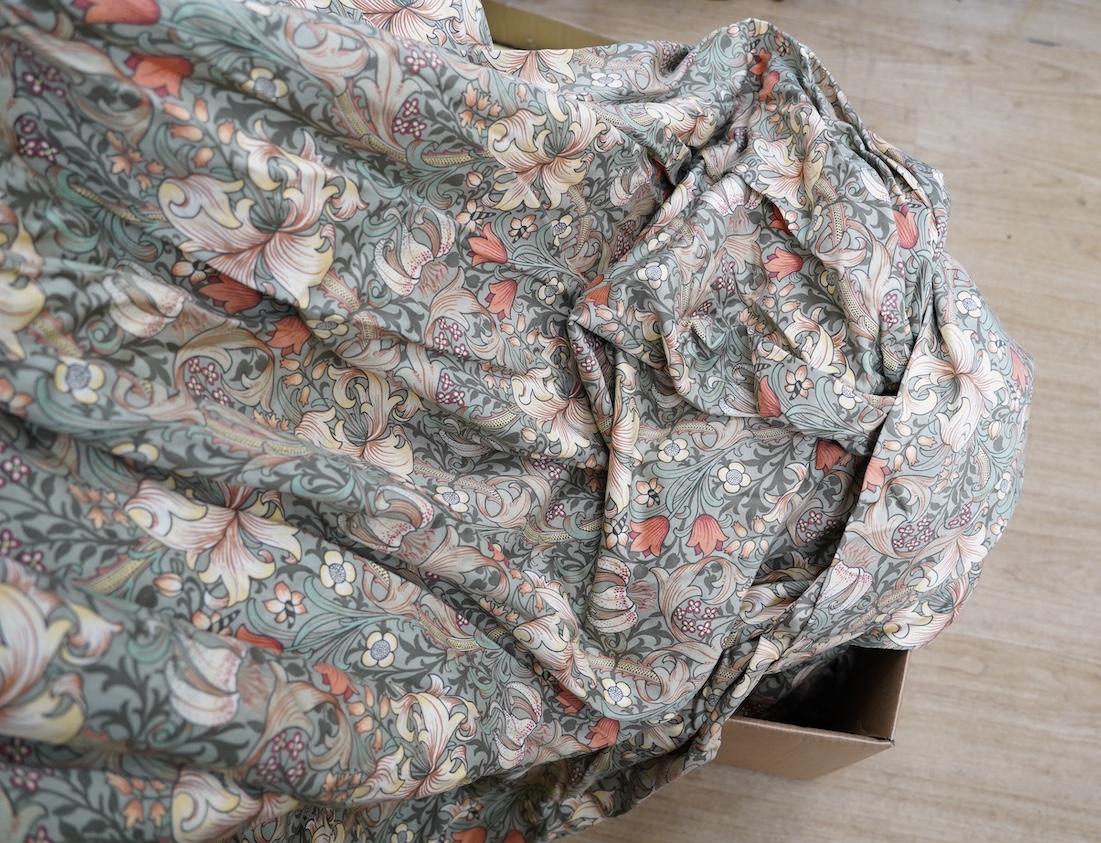 A pair of modern Sandersons William Morris designed curtains. 218cm wide (at the top), 240cm long. Condition - fair